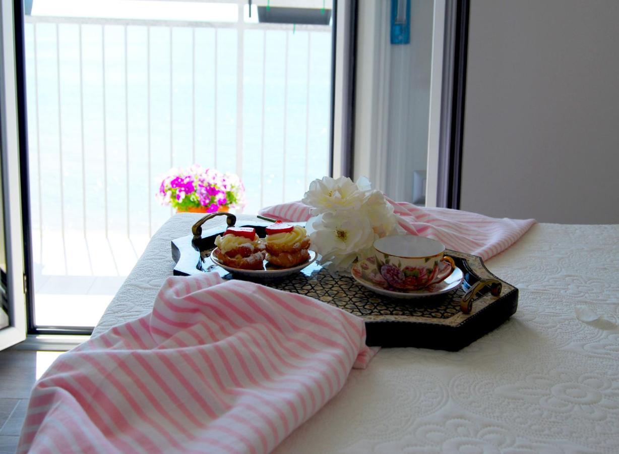 B&B Capo Rizzuto Fronte Mare エクステリア 写真
