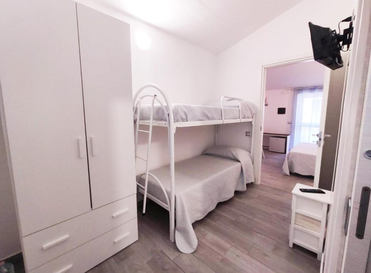 B&B Capo Rizzuto Fronte Mare エクステリア 写真